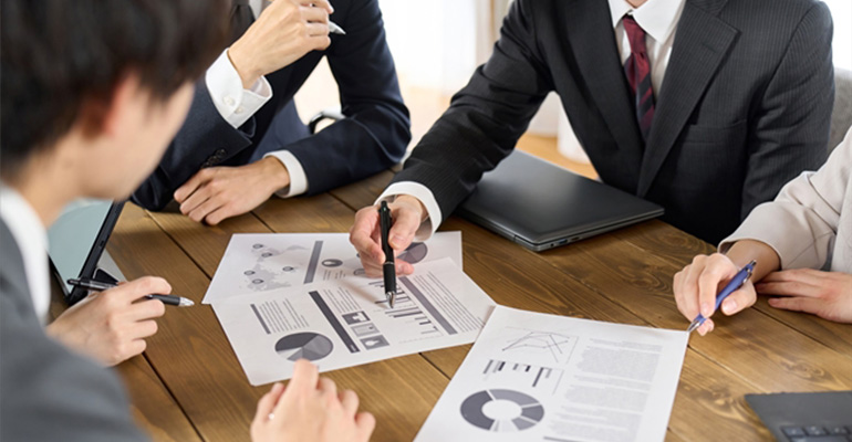 分析师覆盖范围